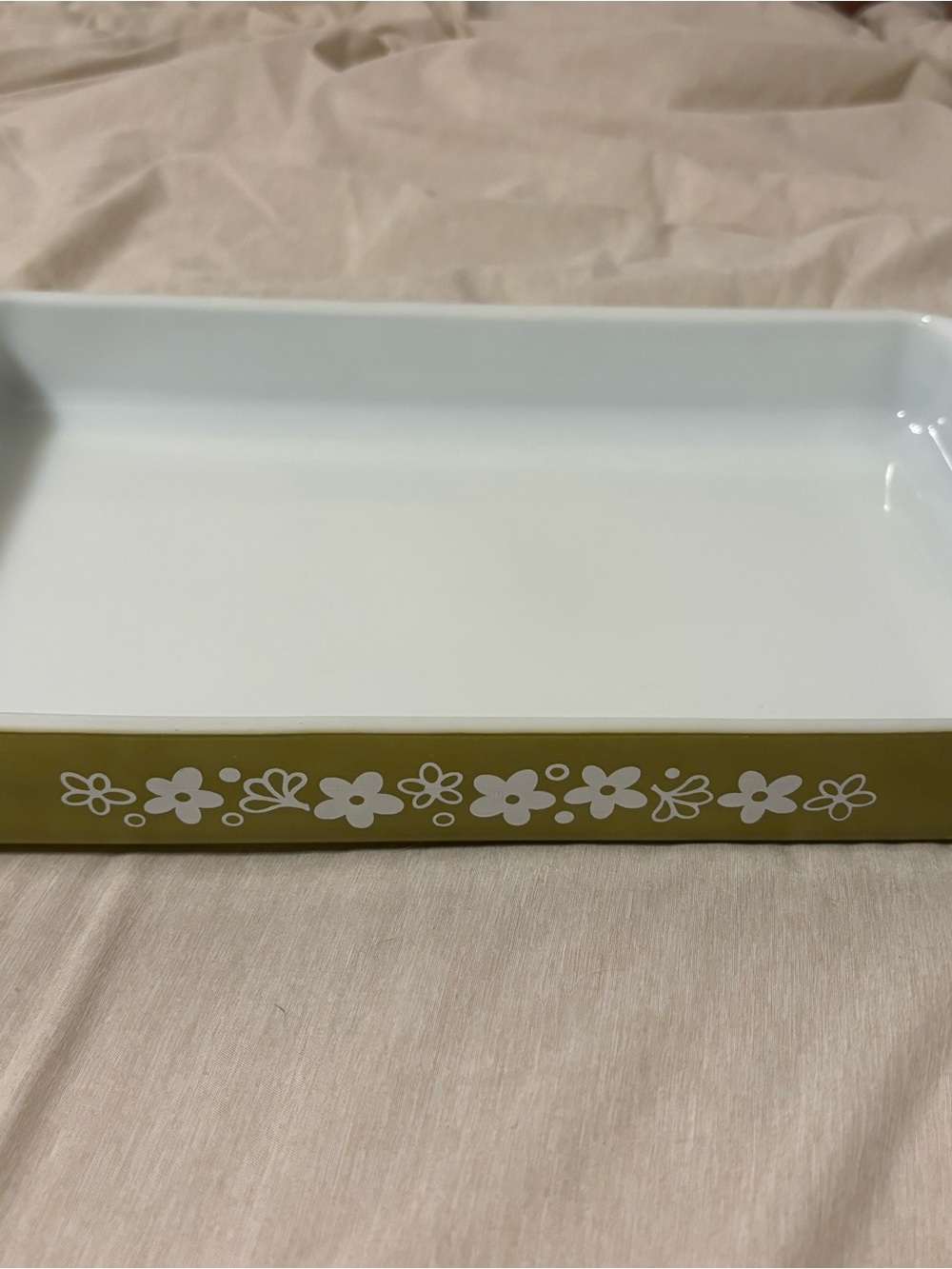 Pyrex Vintage Olive Green Daisy Casserole Baking